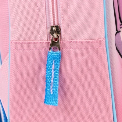Fecho de correr metálico com fita azul em mochila rosa