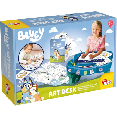 Embalagem do Bluey Art Desk com mesa artística e crianças a usá-la