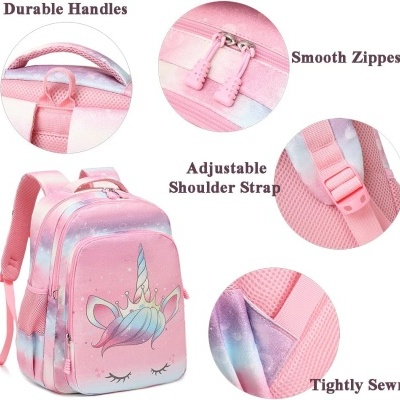 Mochila infantil cor-de-rosa com estampa de unicórnio e detalhes lilás