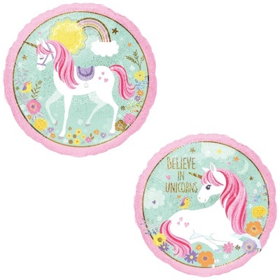 Toalhitas redondas com desenhos de unicórnios, flores e texto 'BELIEVE IN UNICORNS'.
