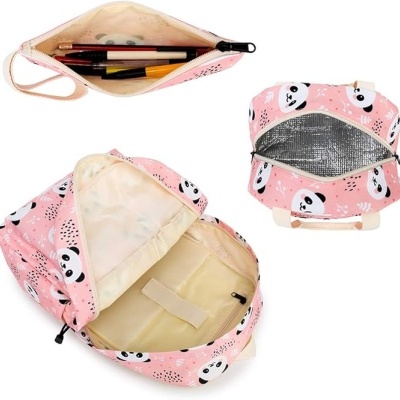 Conjunto de mochila, estojo e lancheira rosa com padrão de pandas