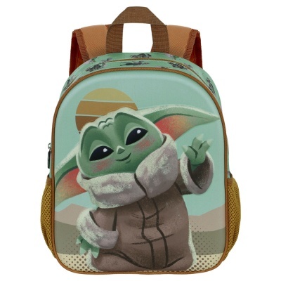 Mochila infantil com Baby Yoda em tons verdes e castanhos