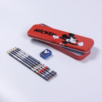 Estojo vermelho de metal com imagem do Mickey Mouse e conjunto de lápis e borracha azul