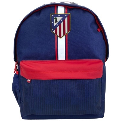 Mochila azul escuro com bolso vermelho e emblema do Atlético de Madrid
