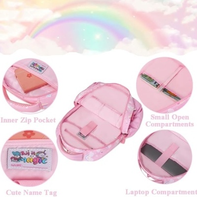 Mochila rosa com múltiplos compartimentos e etiqueta para nome