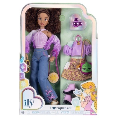 Boneca Disney ily com roupa casual e vários acessórios em embalagem transparente.