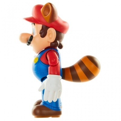 Boneco plástico colorido de personagem Mario com roupa azul e vermelha e cauda castanha às riscas
