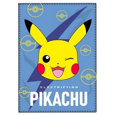 Manta azul com Pikachu amarelo e texto PIKACHU