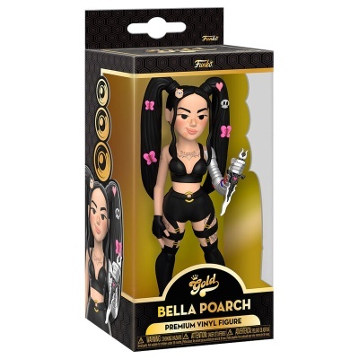 Figura de vinil Bella Poarch com roupas pretas e armadura prateada