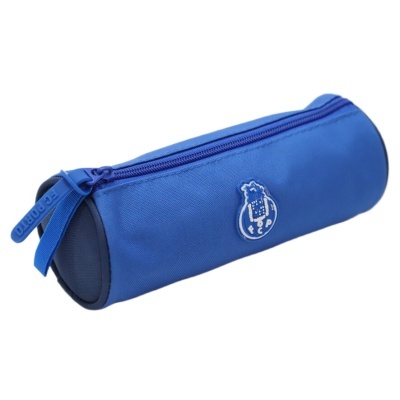 Estojo cilíndrico azul com fecho de correr e logótipo FC Porto