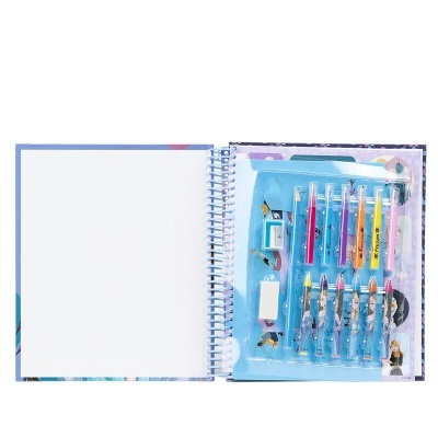 Conjunto de desenho com caderno espiral e material de desenho num suporte plástico azul