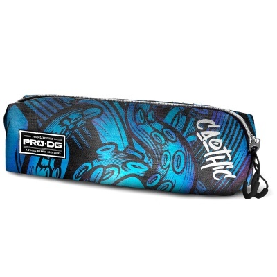 Estojo retangular azul e preto com padrão gráfico e textos visíveis