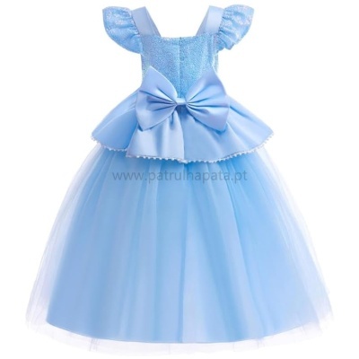 Vestido azul claro para menina com laço frontal e saia em tule