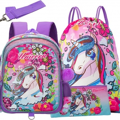 Conjunto de mochila, bolsa saco e carteira com tema unicórnio colorido