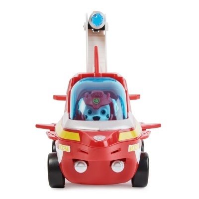 Carro de brinquedo vermelho com figura de cachorro dentro