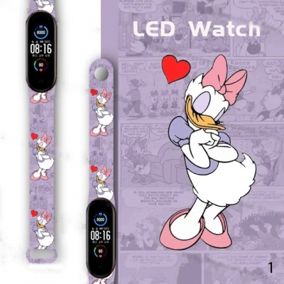 Relógio digital com bracelete roxa decorada com personagem Daisy Duck e corações