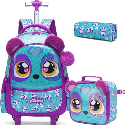 Mochila com rodas, lancheira e estojo coloridos com padrão de pandas e rosto de panda felpudo