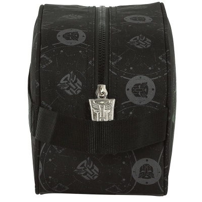 Estojo preto com padrão de símbolos dos Transformers e fecho com símbolo Autobot