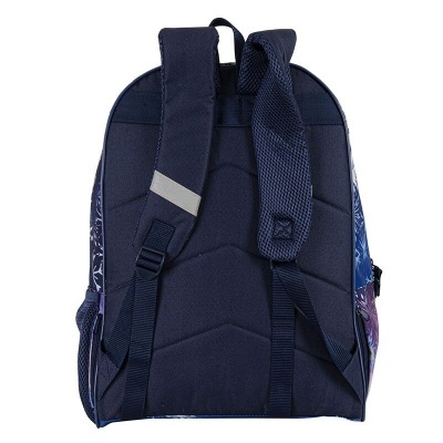 Mochila azul escura com alças acolchoadas e padrão colorido nas laterais