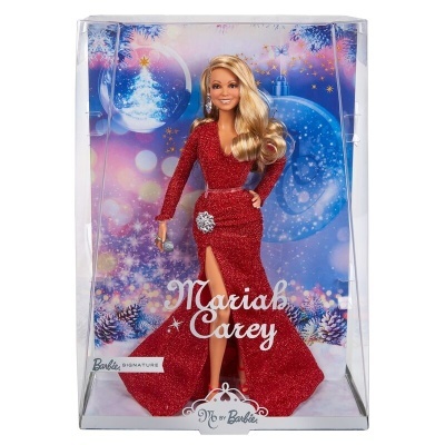 Boneca Barbie Signature Mariah Carey com vestido vermelho em embalagem de Natal
