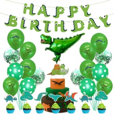 Decoração de aniversário tema dinossauro verde com balões, faixas e bolo falso