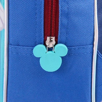Fecho de correr azul em forma da cabeça do Mickey numa mochila ou bolsa azul