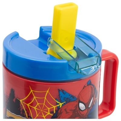 Caneca plástica com decoração do Homem-Aranha e tampa colorida