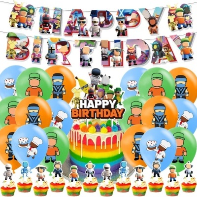 Decoração de aniversário com balões coloridos, topo de bolo e cupcakes tematizados com personagens de jogos