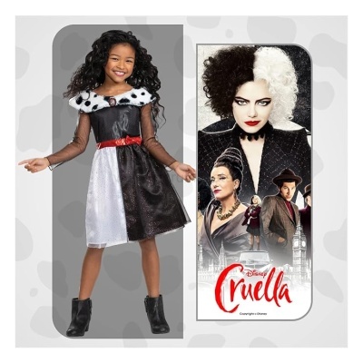 Vestido infantil preto e branco com cinto vermelho e gola de pelo, tema Cruella