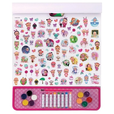 Folha com autocolantes de personagens infantis e conjunto de tintas coloridas numa caixa cor-de-rosa
