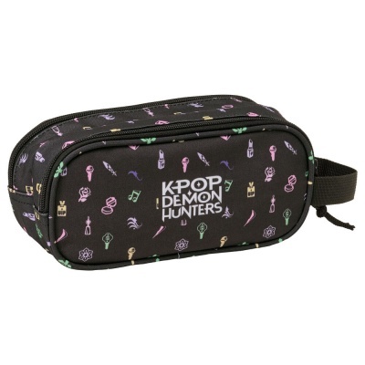 Necessaire preta com padrão colorido e texto KPOP DEMON HUNTERS