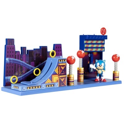 Brinquedo cenário urbano com personagem Sonic azul e anéis amarelos