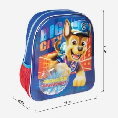 Mochila infantil Paw Patrol azul e vermelha com personagem cão policial e textos BIG CITY e BIGGER ADVENTURE