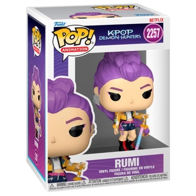 Funko Pop Rumi da série K-POP Demon Hunters numa caixa com janela transparente.