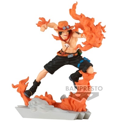 Figura de ação personagem com chapeu e fogo