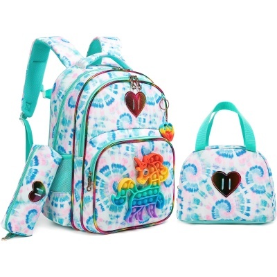 Mochila, estojo e saco almofada tie-dye com decoração pop it unicórnio e coração