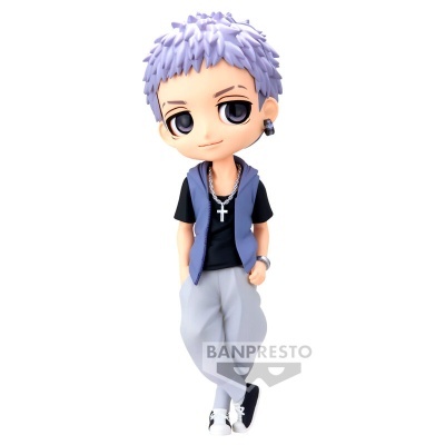 Figura colecionável de personagem com cabelo roxo claro e roupa casual