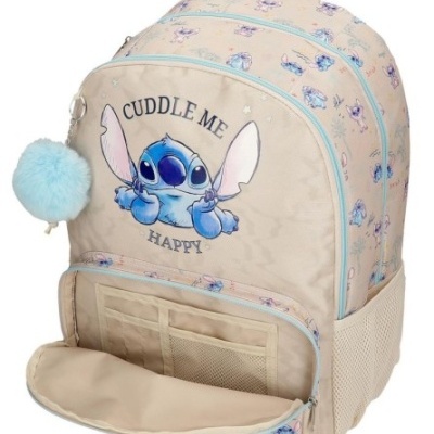 Mochila bege com desenho do Stitch e pompom azul