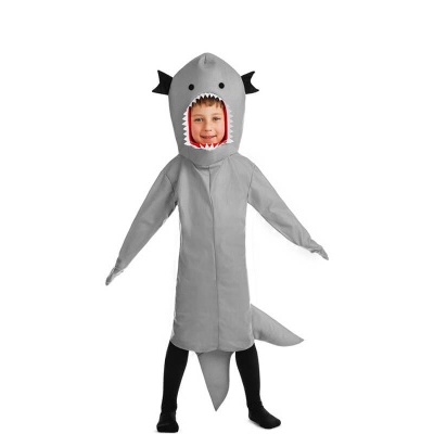 Fato infantil de tubarão cinzento com cabeça aberta para o rosto