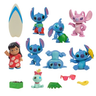 Figuras de ação coloridas de personagens do filme Lilo & Stitch com acessórios e prancha de surf