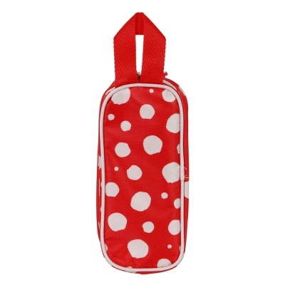 Bolsa vermelha com bolinhas brancas e alça vermelha