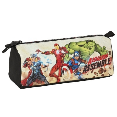 Estojo escolar com estampado dos Avengers e fecho de correr preto.