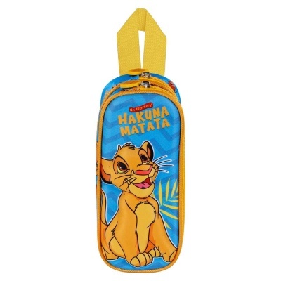 Estojo azul e amarelo com personagem Simba e texto Hakuna Matata