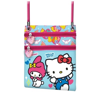 Bolsa azul clara com personagens My Melody e Hello Kitty e fechos rosa com pingentes de coração