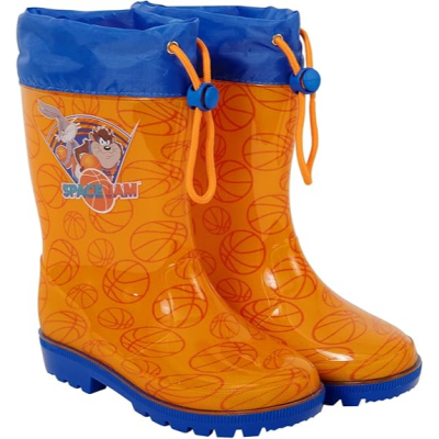 Botas de borracha infantis laranja com bolas de basquetebol e detalhes azuis, tema Space Jam