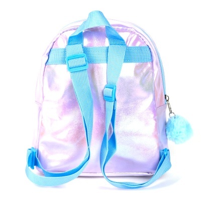Mochila pequena cintilante rosa com alças azuis e pompom azul