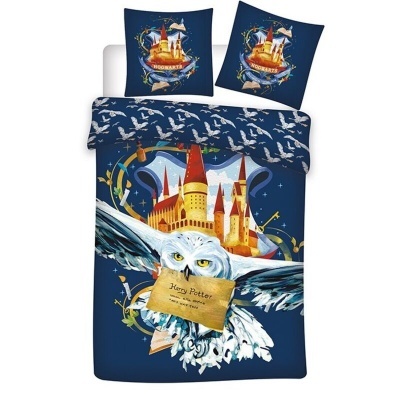 Conjunto de cama azul com castelo de Hogwarts e coruja