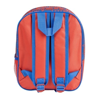 Mochila vermelha e azul vista de trás com alças acolchoadas azuis.
