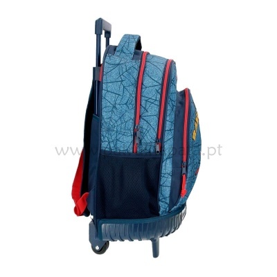 Mochila trolley azul com padrão geométrico cinza e fechos vermelhos