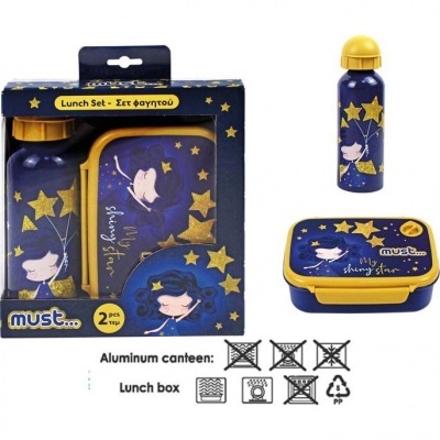 Conjunto de lanche azul escuro com estrelas amarelas e desenho de menina, incluindo garrafa de alumínio e caixa de comida